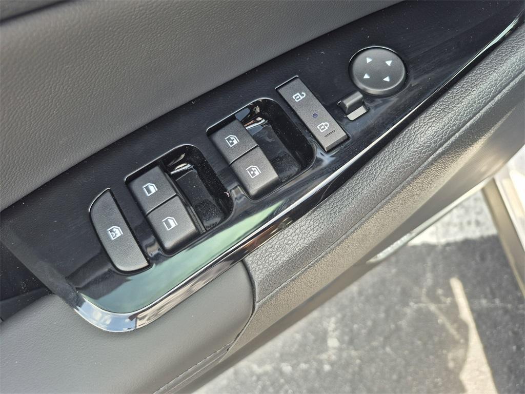 new 2025 Kia Sportage car, priced at $35,205