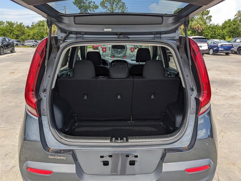used 2021 Kia Soul car, priced at $13,991
