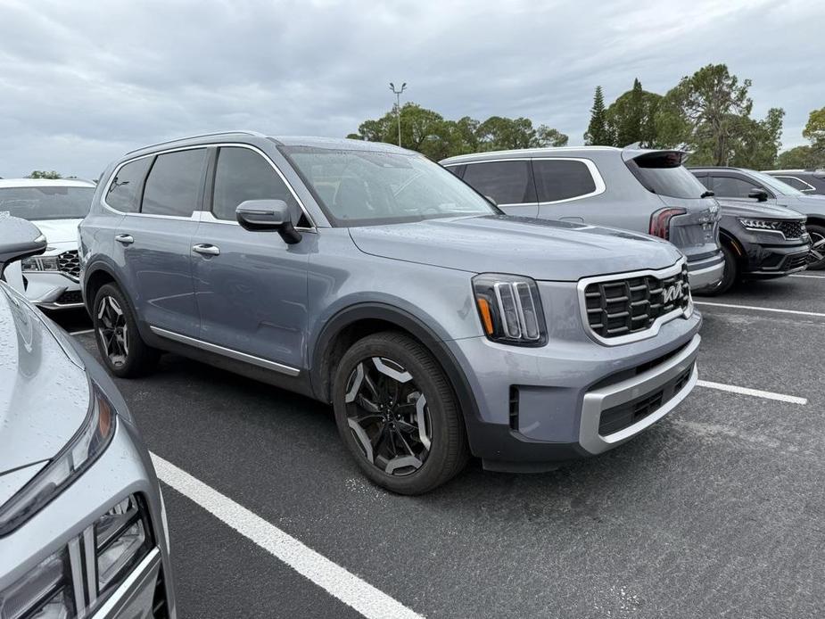 used 2023 Kia Telluride car, priced at $31,701