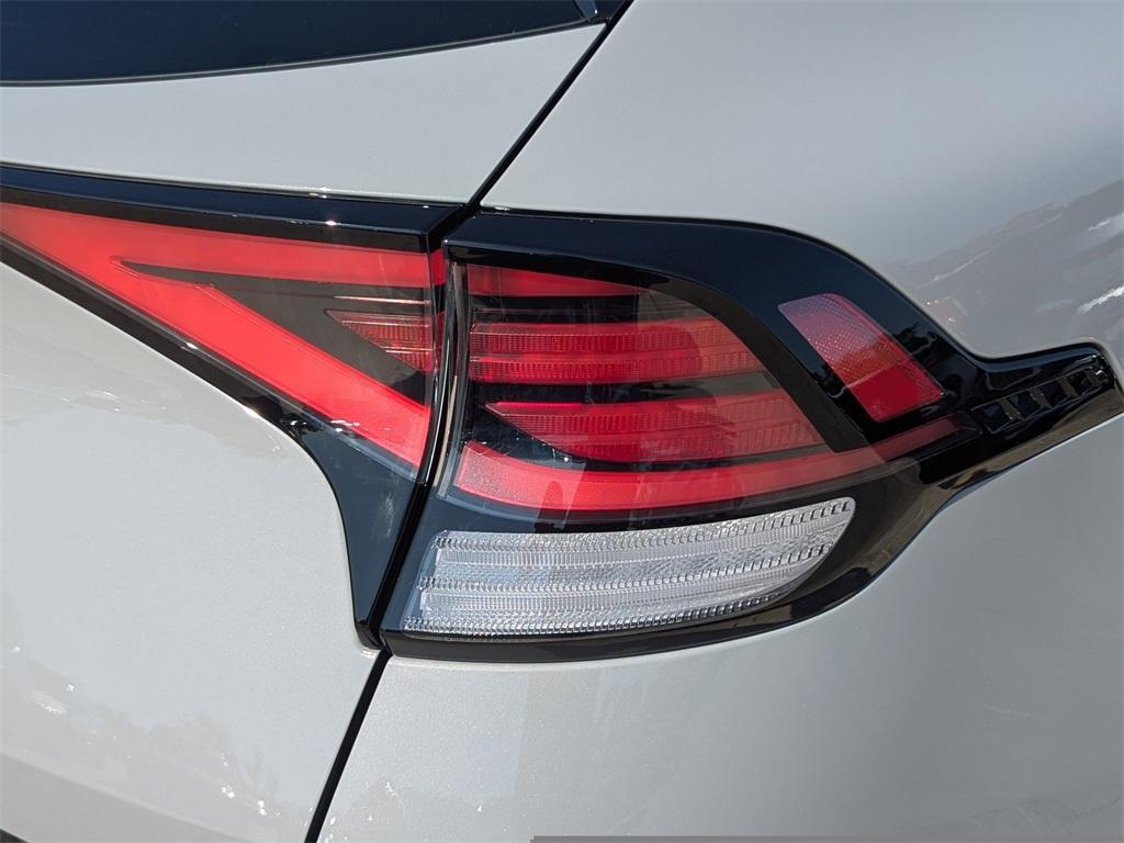 new 2025 Kia Sportage car, priced at $35,405