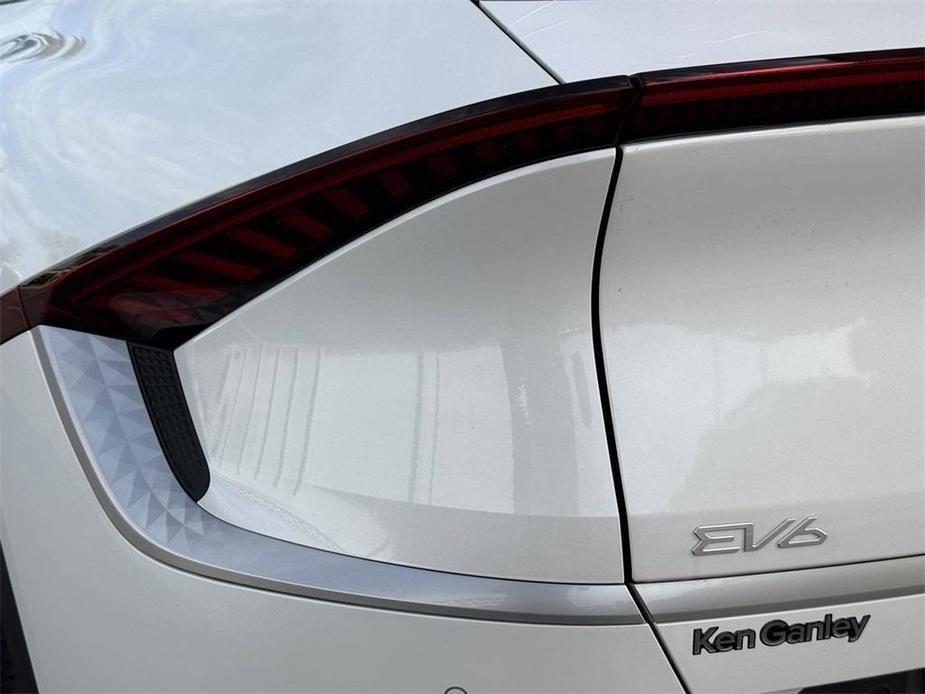 new 2024 Kia EV6 car, priced at $43,293