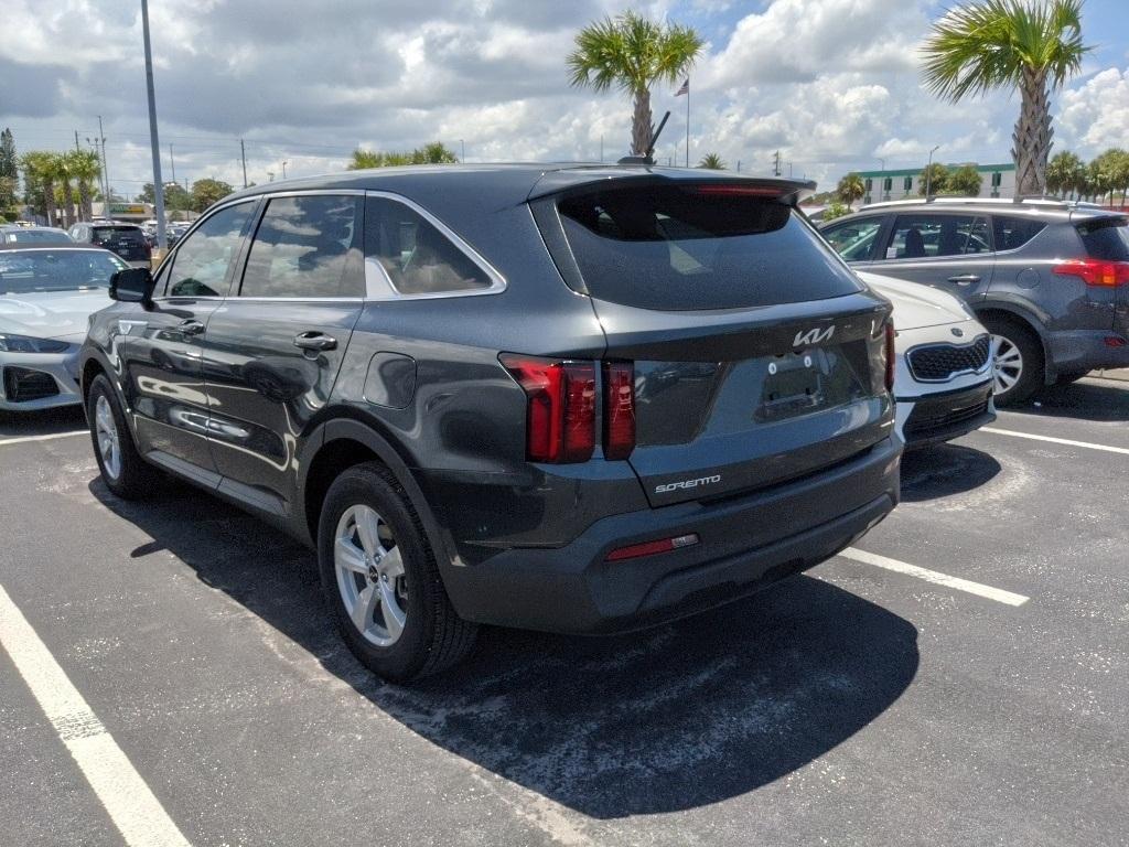 used 2023 Kia Sorento car, priced at $25,881