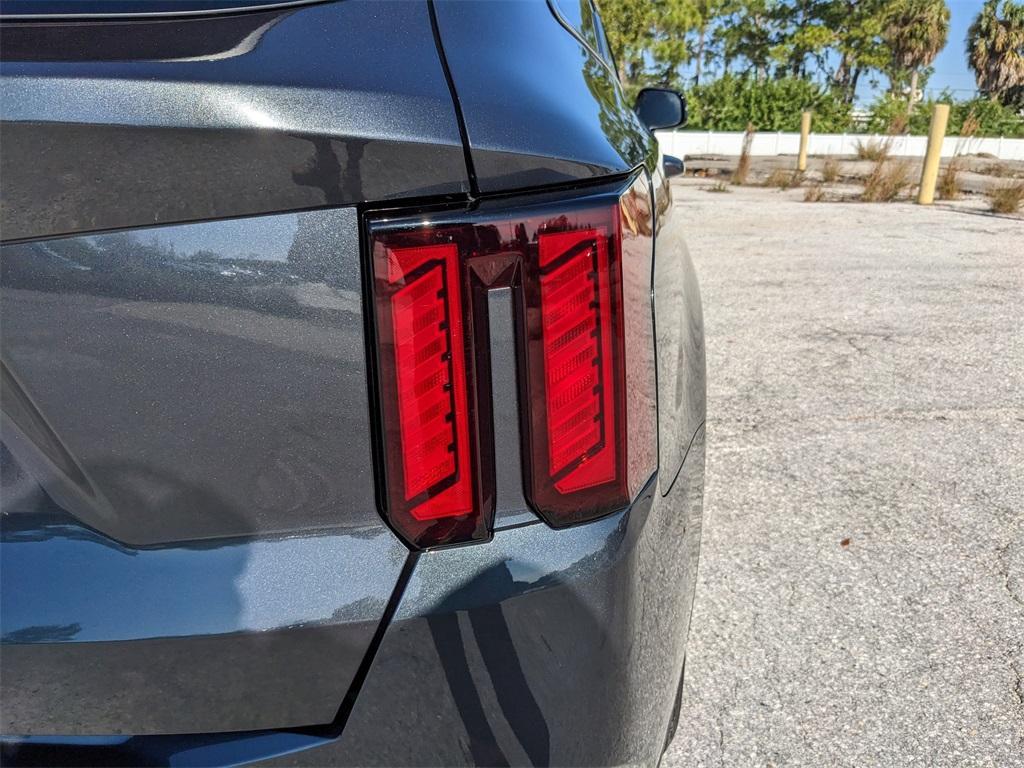 used 2024 Kia Sorento car, priced at $23,501