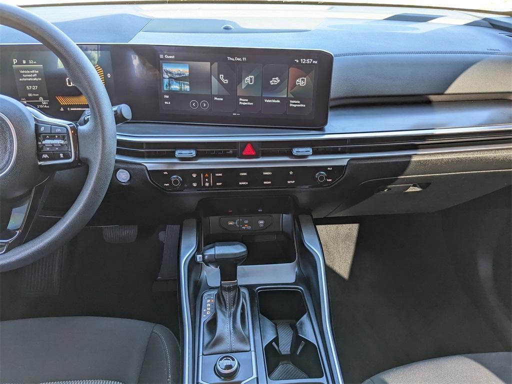 used 2024 Kia Sorento car, priced at $23,501