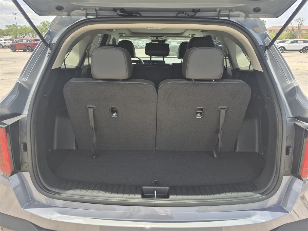 new 2025 Kia Sorento car, priced at $35,830
