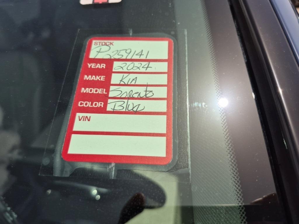 used 2024 Kia Sorento car, priced at $35,261