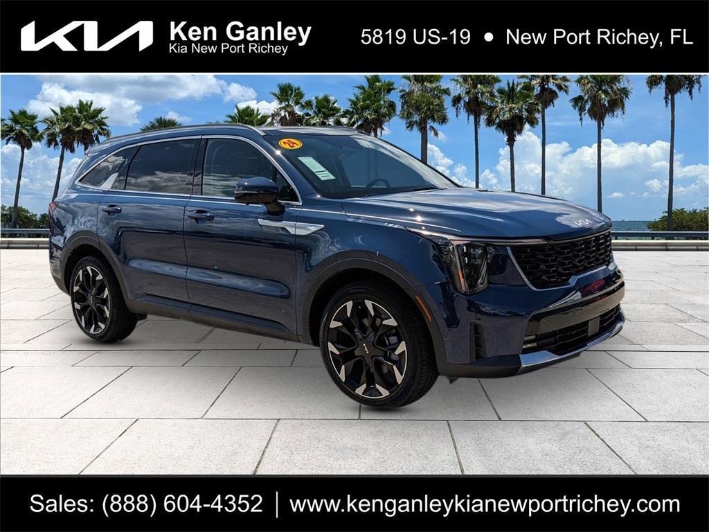 used 2024 Kia Sorento car, priced at $34,561
