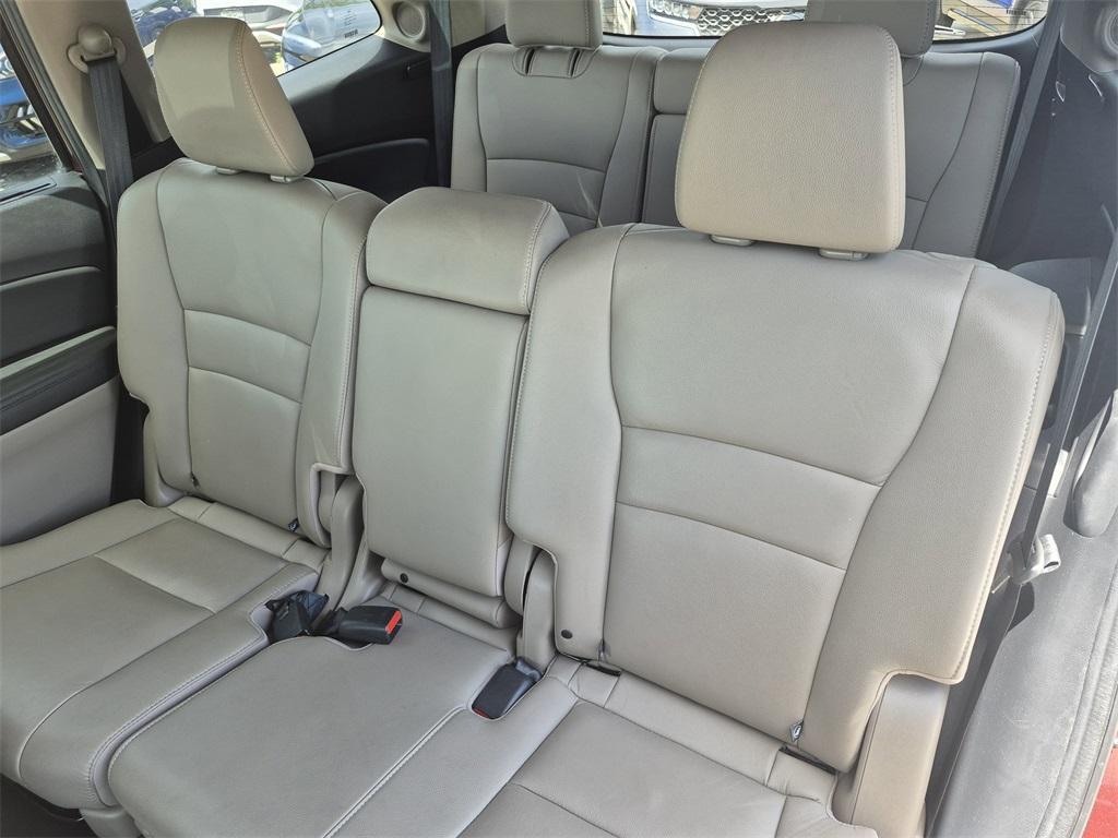 used 2019 Honda Pilot car, priced at $19,992