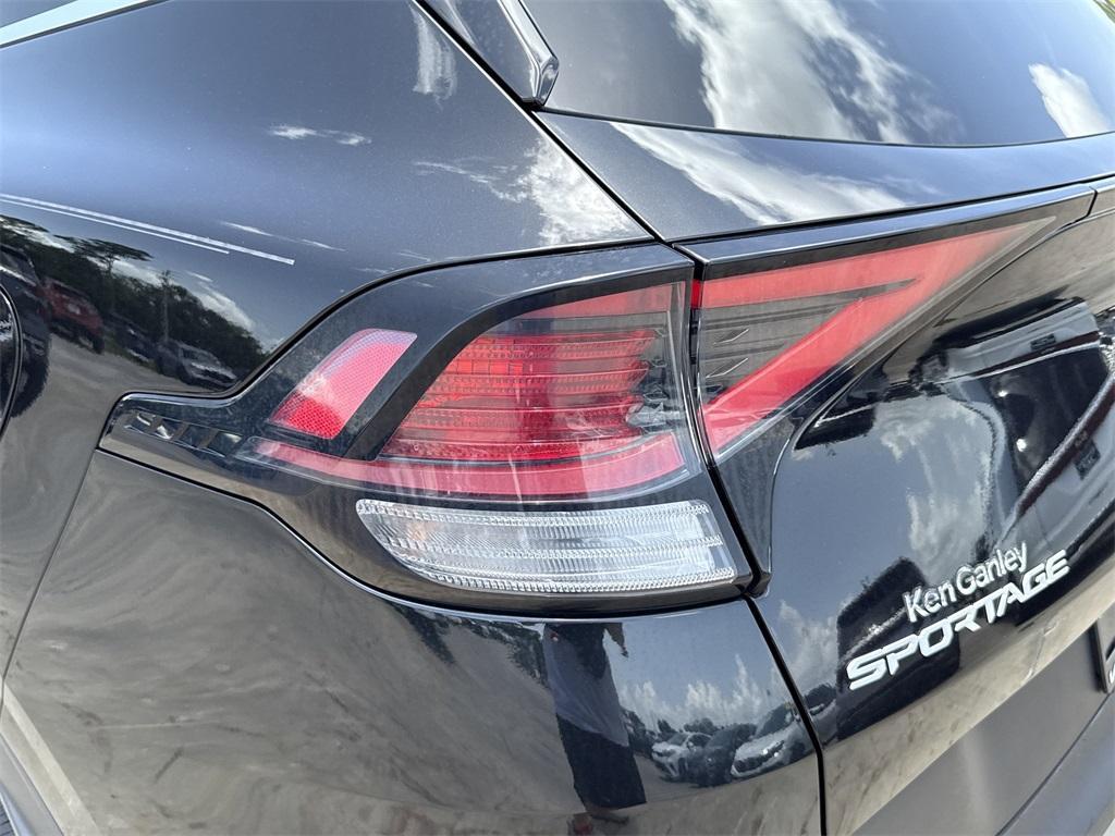 used 2023 Kia Sportage Hybrid car, priced at $24,991