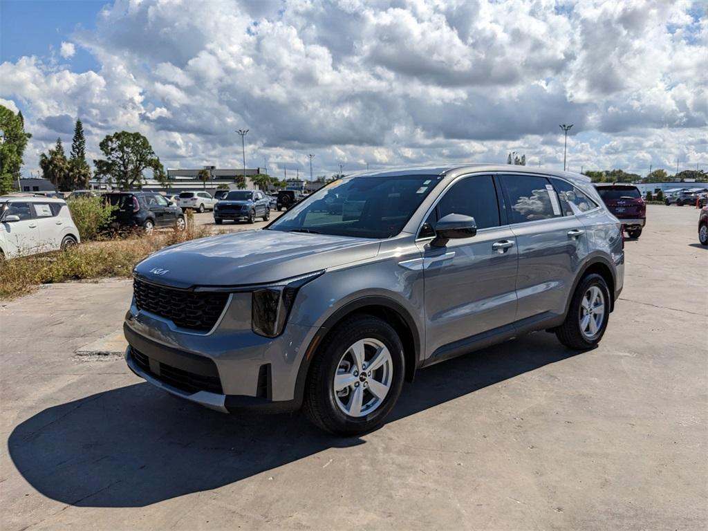 used 2025 Kia Sorento car, priced at $27,201