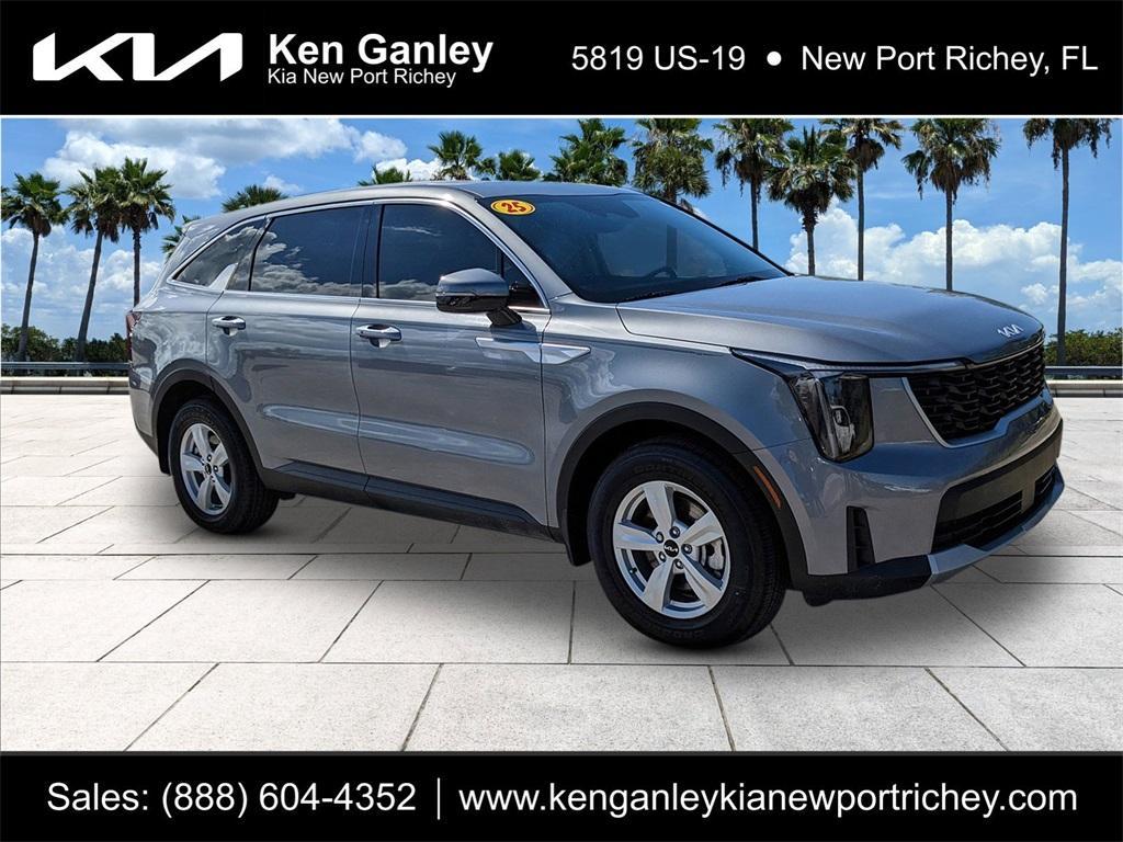 used 2025 Kia Sorento car, priced at $27,201