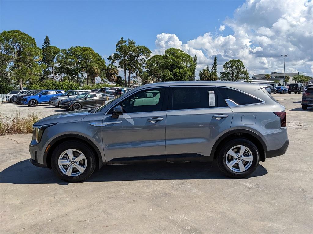 used 2025 Kia Sorento car, priced at $27,201