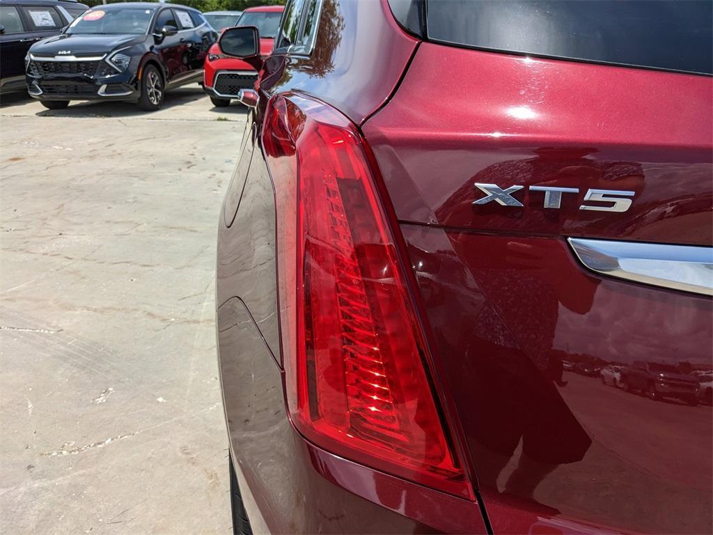 used 2017 Cadillac XT5 car, priced at $16,721