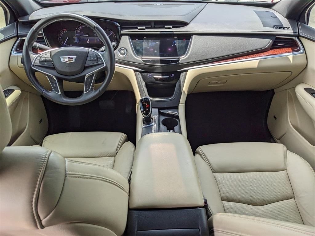 used 2017 Cadillac XT5 car, priced at $16,721