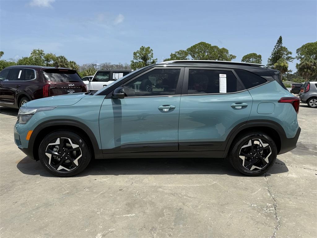 used 2025 Kia Seltos car, priced at $21,801