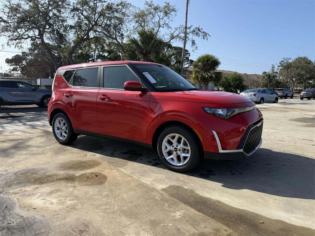 new 2025 Kia Soul car, priced at $21,415