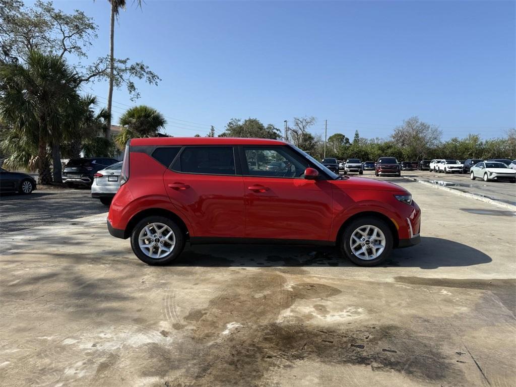 new 2025 Kia Soul car, priced at $21,415