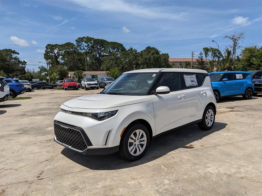 new 2025 Kia Soul car, priced at $22,105