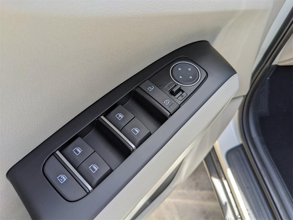 new 2025 Kia Soul car, priced at $22,105