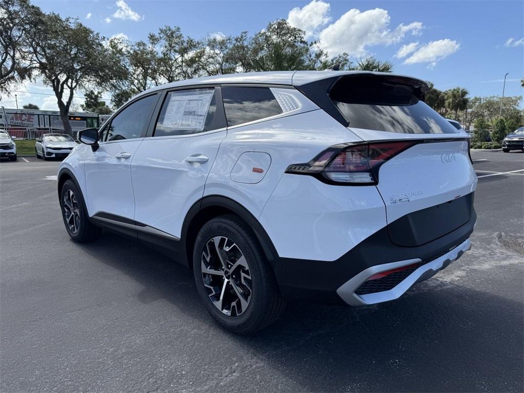 new 2025 Kia Sportage car, priced at $29,860