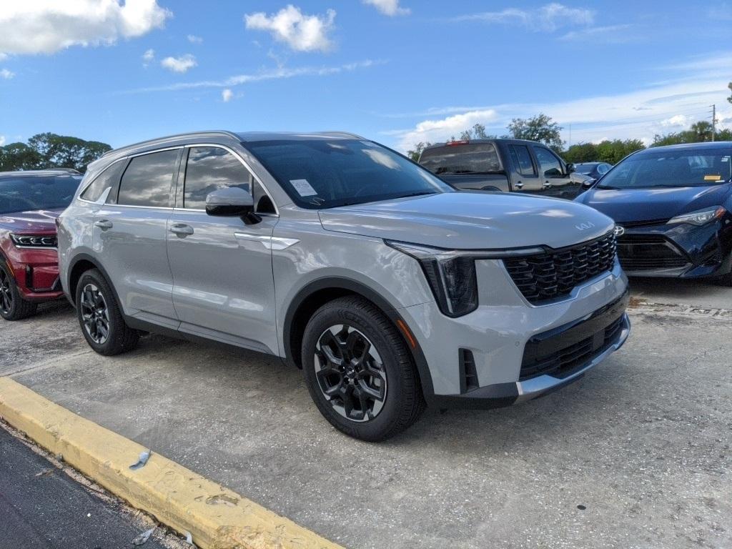 used 2025 Kia Sorento car, priced at $28,711