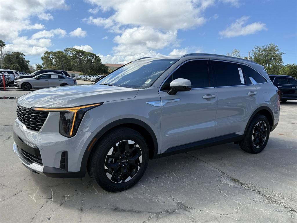 used 2025 Kia Sorento car, priced at $28,301