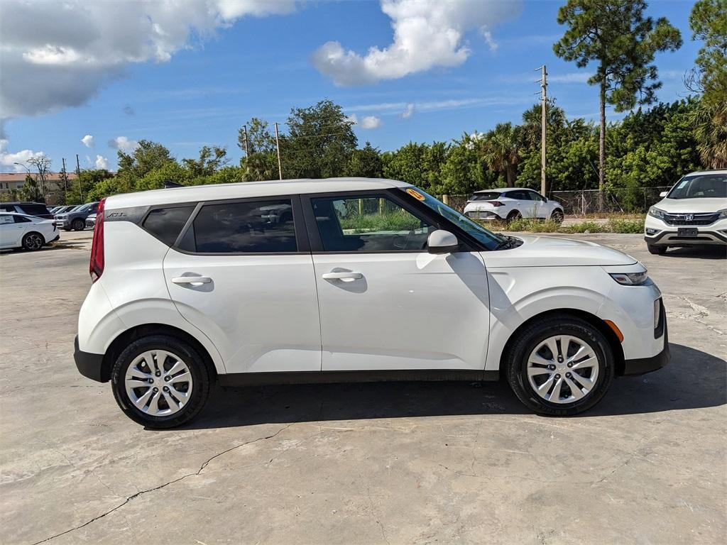 used 2022 Kia Soul car, priced at $13,352