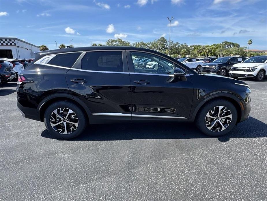 new 2025 Kia Sportage car, priced at $30,840