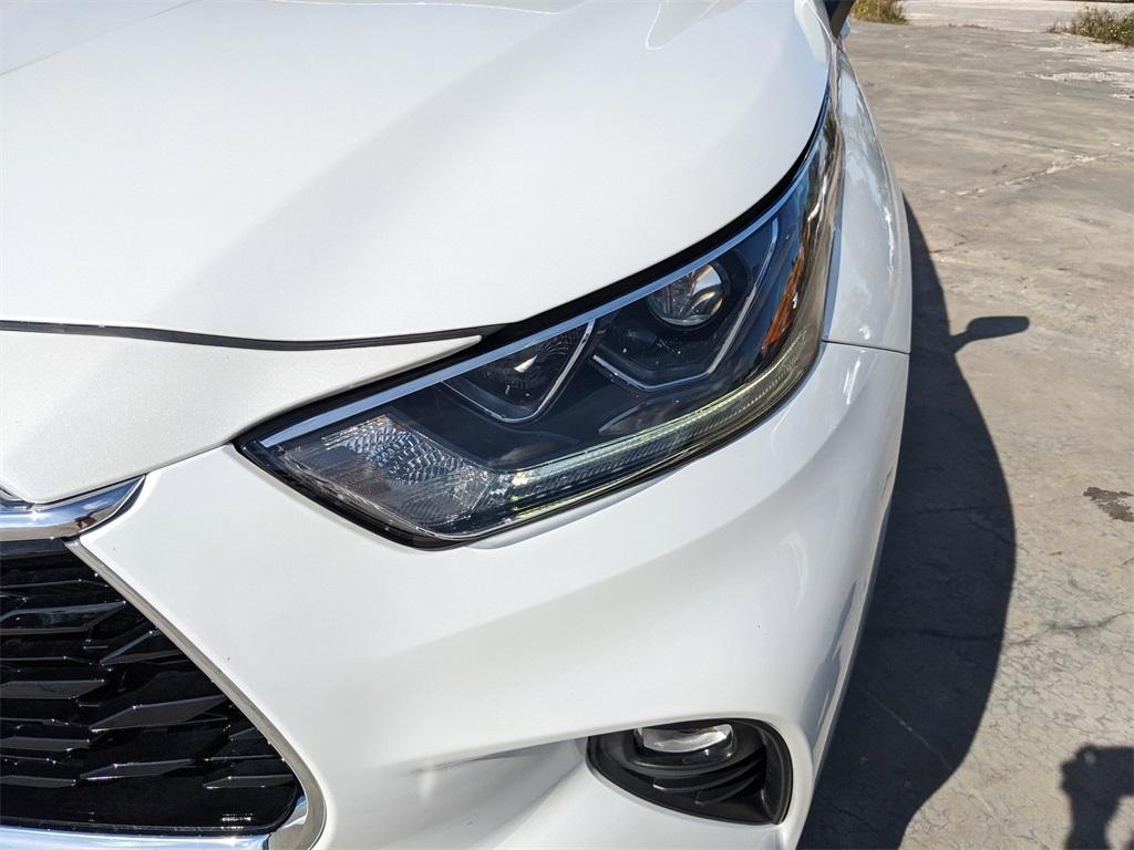 used 2023 Toyota Highlander car, priced at $32,482