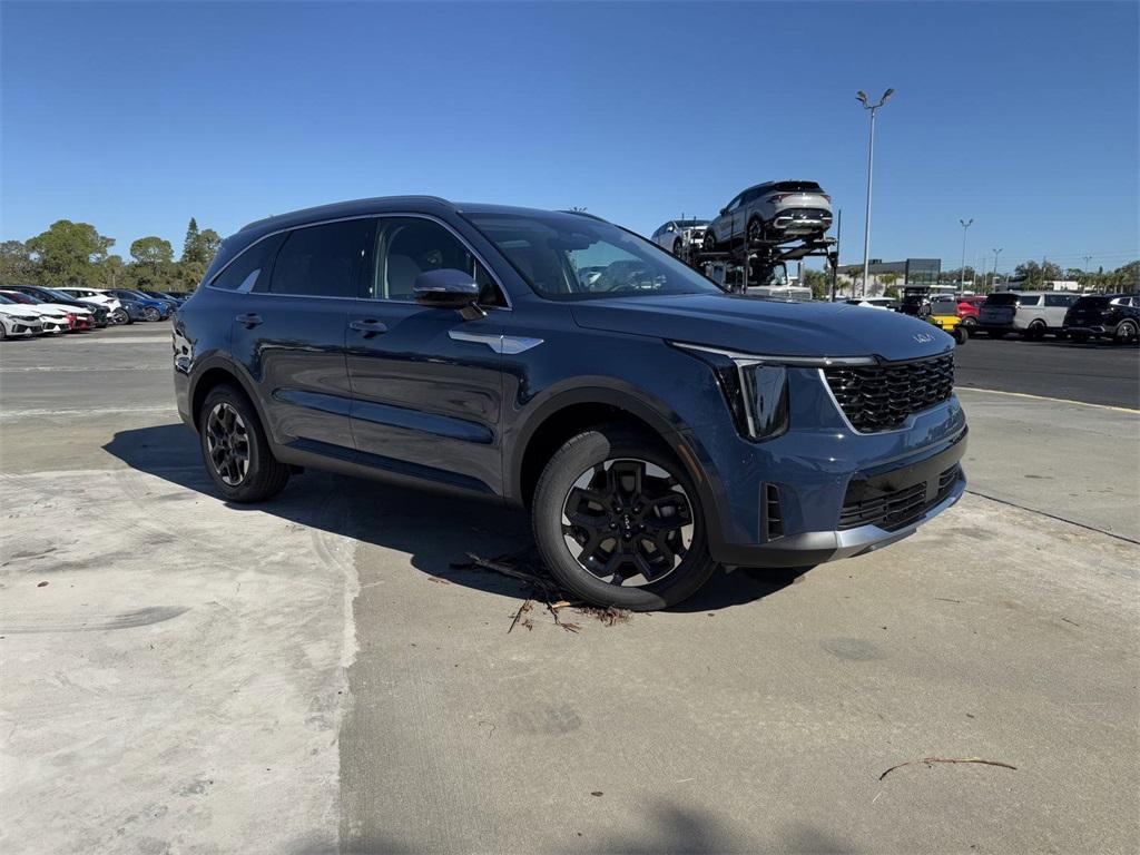 new 2025 Kia Sorento car, priced at $38,325