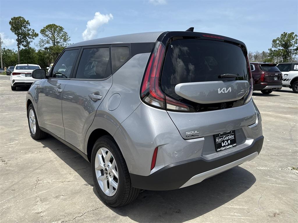used 2023 Kia Soul car, priced at $18,991