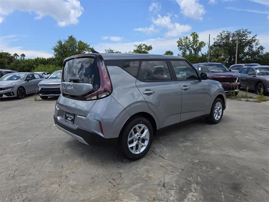 new 2025 Kia Soul car, priced at $22,060
