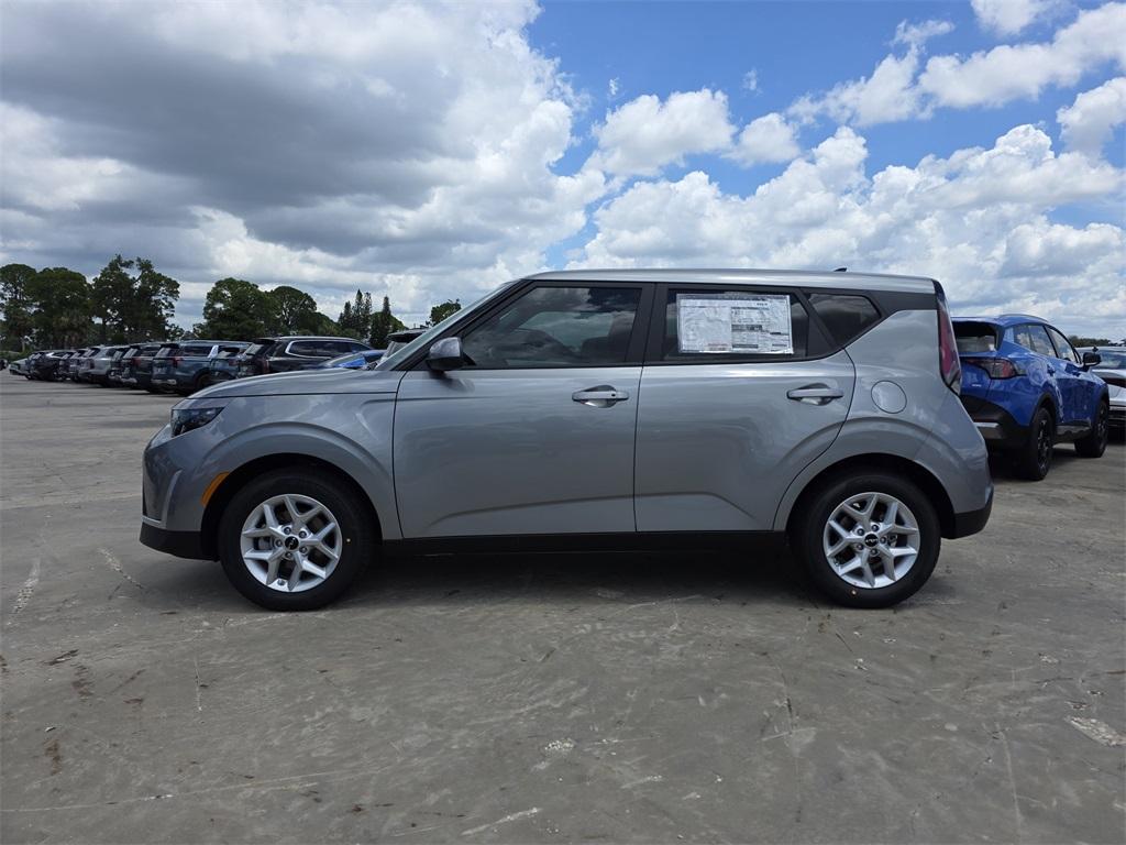new 2025 Kia Soul car, priced at $22,060