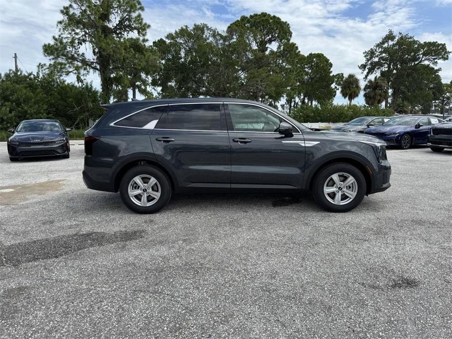 new 2024 Kia Sorento car, priced at $32,299