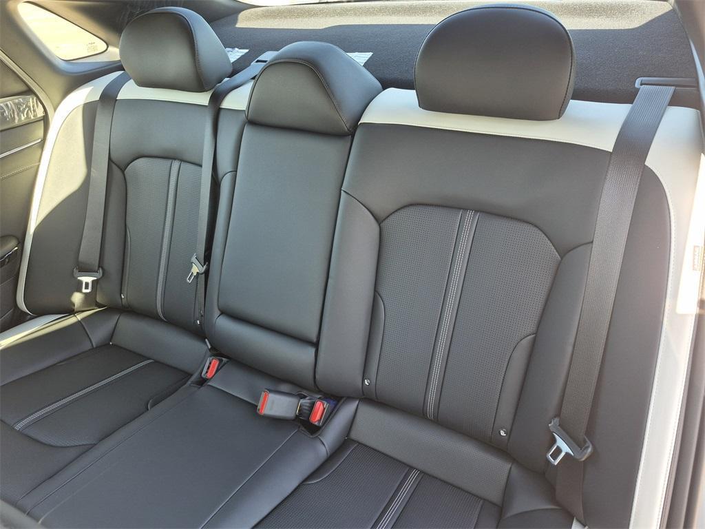 new 2025 Kia K5 car, priced at $28,995