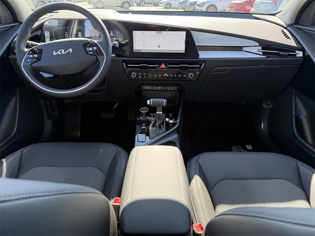 new 2025 Kia Niro car, priced at $30,735