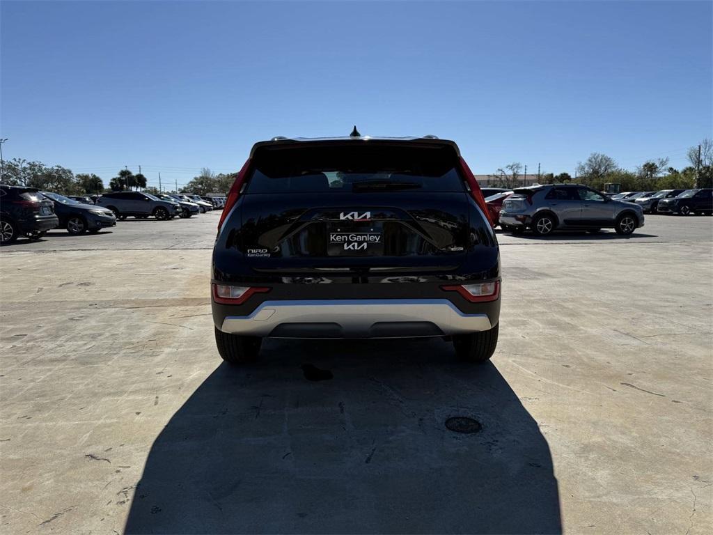 new 2025 Kia Niro car, priced at $30,735