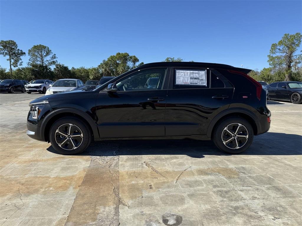 new 2025 Kia Niro car, priced at $30,735