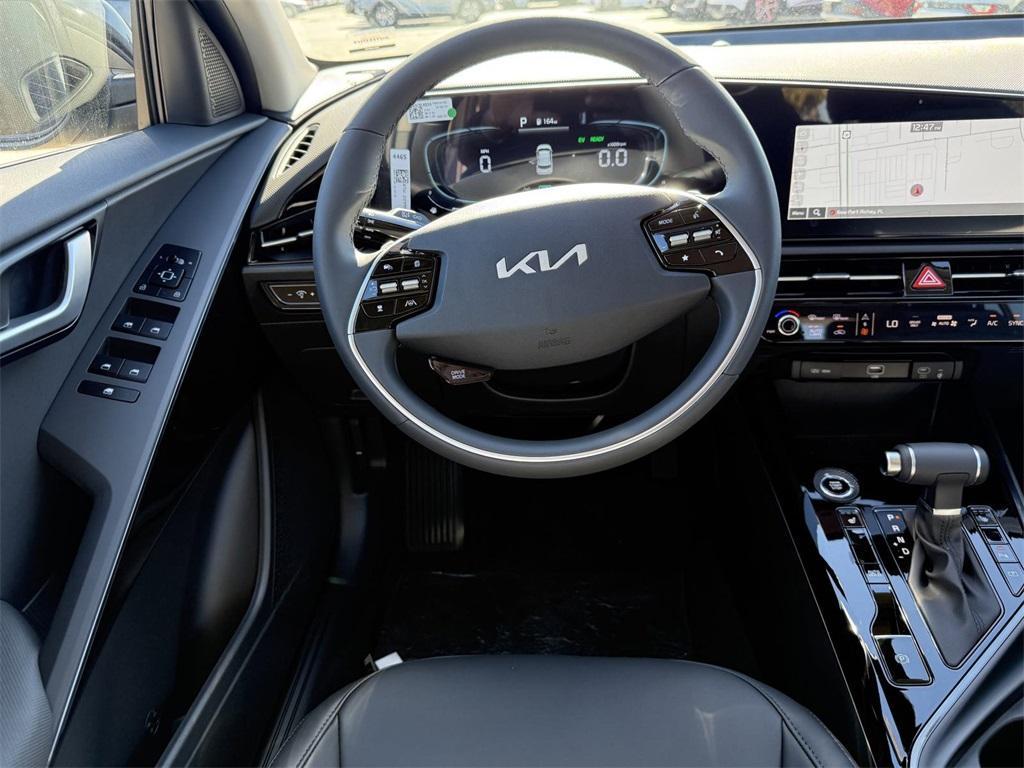 new 2025 Kia Niro car, priced at $30,735