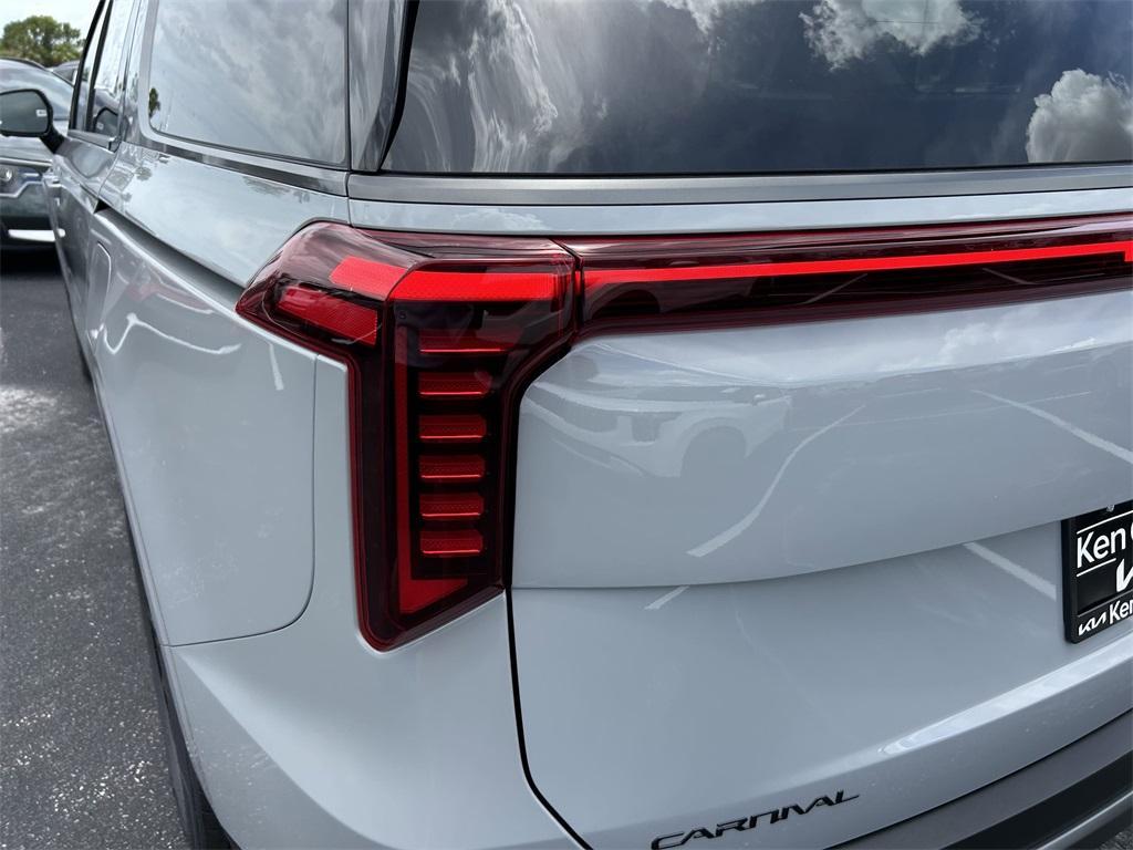 new 2026 Kia Carnival car, priced at $55,285