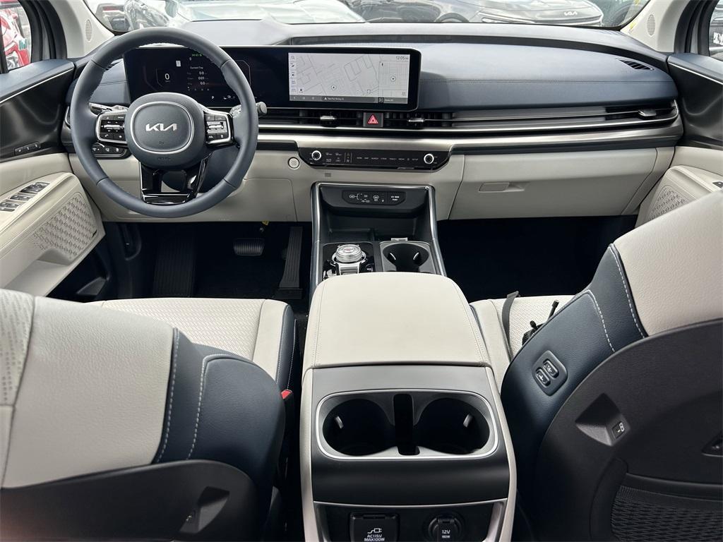 new 2026 Kia Carnival car, priced at $55,285