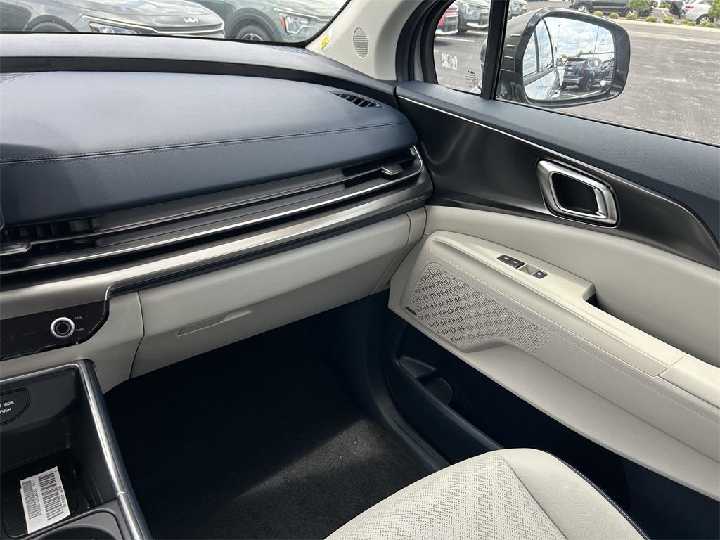 new 2026 Kia Carnival car, priced at $55,285