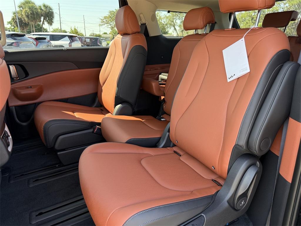 new 2026 Kia Carnival Hybrid car, priced at $45,780
