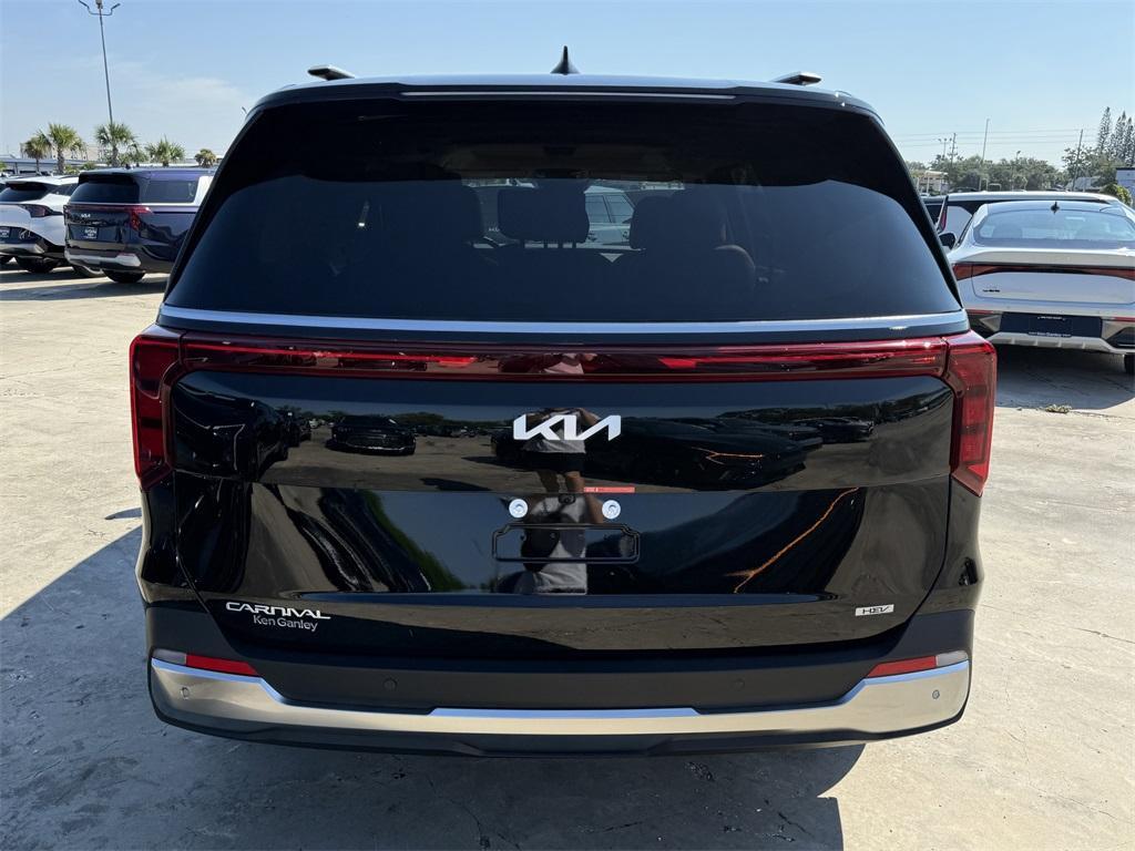 new 2026 Kia Carnival Hybrid car, priced at $45,780