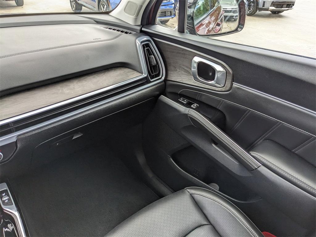 used 2024 Kia Sorento car, priced at $32,992
