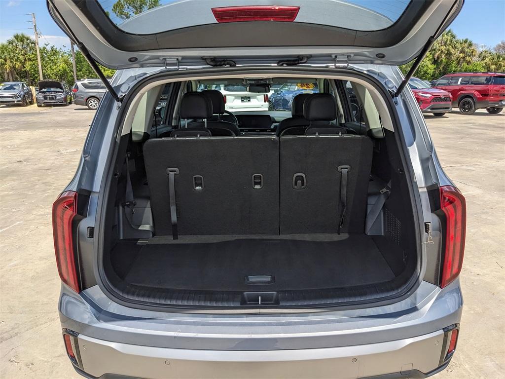 used 2024 Kia Telluride car, priced at $35,622