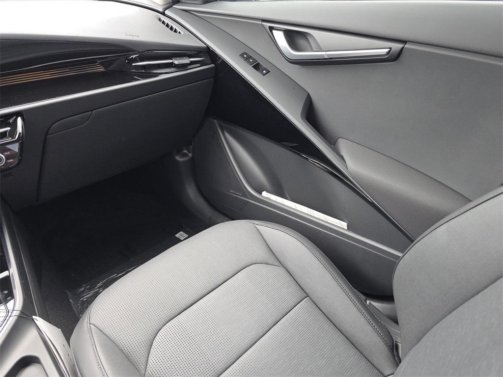 new 2025 Kia Niro car, priced at $31,964