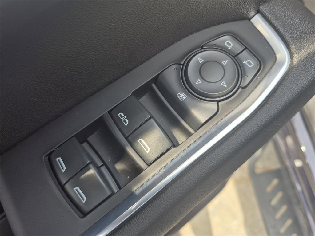 used 2023 Chevrolet Silverado 1500 car, priced at $37,392