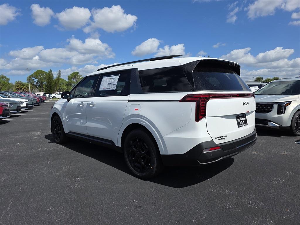 new 2026 Kia Carnival Hybrid car, priced at $54,365