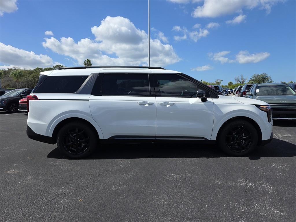 new 2026 Kia Carnival Hybrid car, priced at $54,365